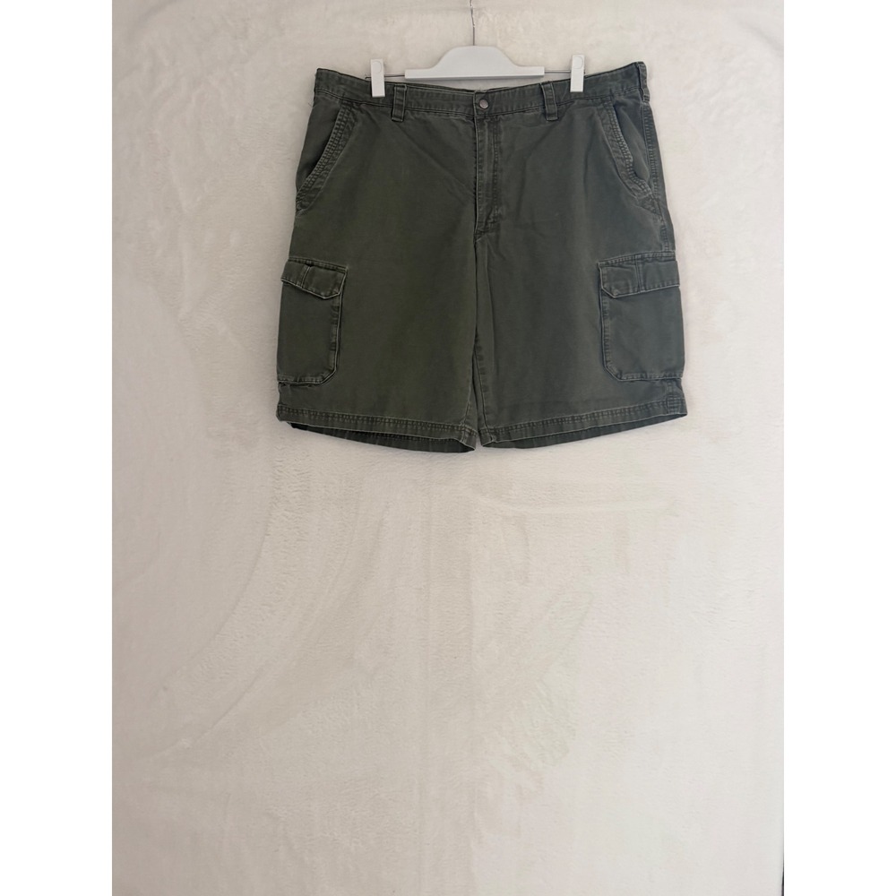 Columbia Mens Olive Green Cotton Canvas Cargo Shorts Size 40W 111 AM4683